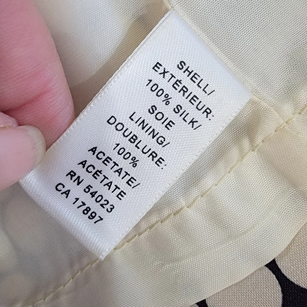Banana Republic Silk Black and Beige  Polka Dot Skirt Women's Size 0